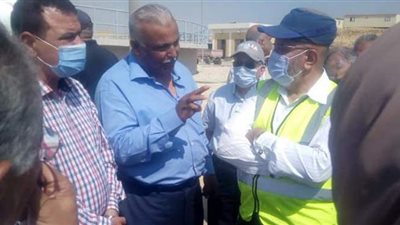 ‎ رصف شارع فاطمة رشدي بالعمرانية ومراجعة  أعمال محطة الرفع الرئيسية بالعياط | صور