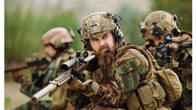 طرد جنود من الجيش البريطاني بسبب السمنة وعمليات شفط دهون لآخرين