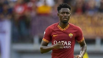 إصابة نجم روما بفيروس كورونا