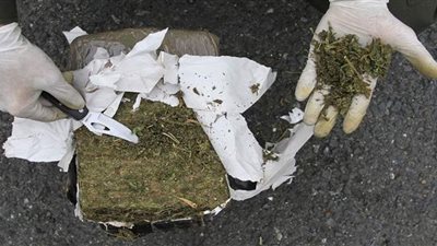 ضبط 22 متهمًا بحوزتهم مواد مخدرة قبل ترويجها على عملائهم بالجيزة