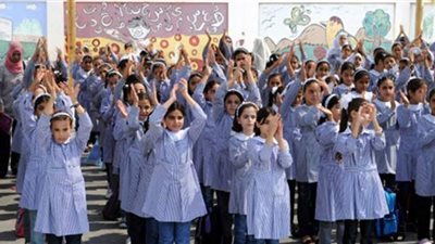 المدرسة في زمن الكورونا.. المنصات مدفوعة ..  وزيادة التكاليف.. خطر يهدد 