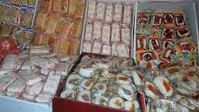 ضبط صاحب مصنع بحوزته طن حلوى المولد فاسدة قبل ترويجها على عملائه فى بولاق الدكرور