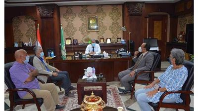 المنيا تبحث ملف إدراج 