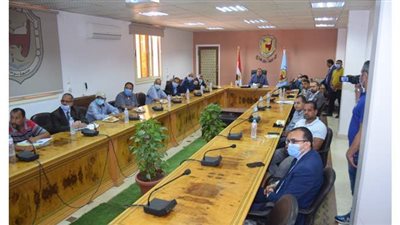 جامعة سوهاج تستقبل وفدين من الهيئة الهندسية والتعليم العالي لمعاينة موقع الجامعة الأهلية