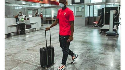 بعثة الأهلي تتوافد على المطار استعدادًا لرحلة المغرب
