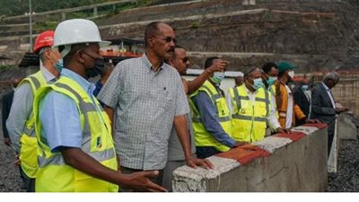 آبي أحمد يزور سد النهضة برفقة الرئيس الإريتري | صور