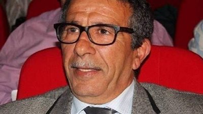 سميرة سعيد تنعى الفنان المغربي سعد الله عزيز