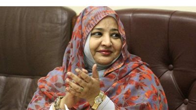 بعد اعتقال 10 أشهر  بتهم فساد.. السودان يطلق سراح زوجة عمر البشير