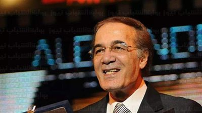 أشرف زكي ناعيا محمود ياسين: 