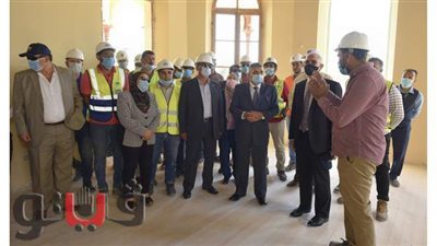 ربيع وفاروق يتفقدان أعمال الترميم بالمتحف العالمي لقناة السويس | صور