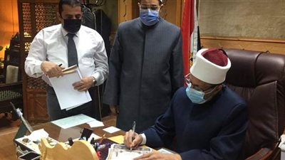 وكيل الأزهر يعتمد نتيجة الدور الثاني للثانوية الأزهرية لمعاهد فلسطين بنسبة نجاح 97.81%‏