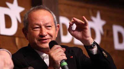 نجيب ساويرس يحتفل بـ 7 ملايين متابع على 