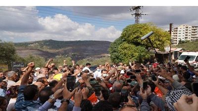 الرئيس السوري يزرو المناطق التي تضررت من الحرائق