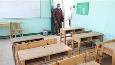 مليون جنيه لصيانة المقاعد بالفصول المدرسية بالوادى الجديد