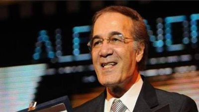 حفيد محمود ياسين: رحل بجسده ولكن سيرته العطرة باقية