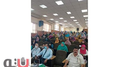 تدريب معلمى الصفوف الأولى الابتدائية بإدارة شرق الزقازيق التعليمية