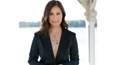 صورة لرئيسة الوزراء الفنلندية على غلاف مجلة أزياء تشعل الجدل