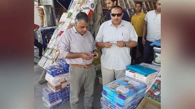 إعدام ١٢ كيلو حلويات منتهية الصلاحية بالعريش | صور