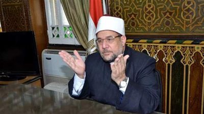 وزير الأوقاف يلتقي قيادات السويس ويفتتح 5  مساجد..  الجمعة