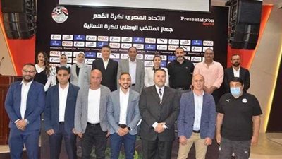 اتحاد الكرة يطلب من الأهلي و الزمالك تكوين فرق كرة نسائية