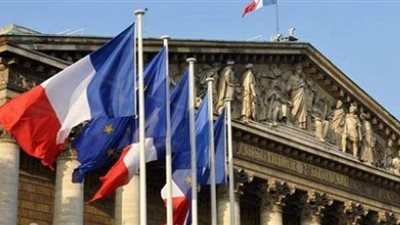 برلمان فرنسا يصادق على مشروع قانون يعزز حق الإجهاض