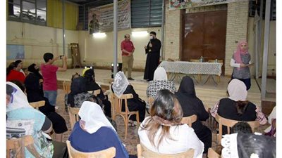 توعية رواد كنيسة العذراء مريم بطهطا بسوهاج بأهمية الحفاظ على مياه الشرب