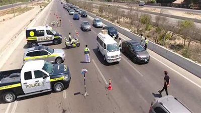 ضبط 1398 سائق نقل جماعى لعدم الالتزام بارتداء الكمامات