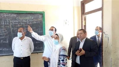 نائب محافظ الإسماعيلية ووكيل التعليم يتفقدان المدارس قبل بدء الدراسة