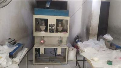 التحفظ على ١٢ طن سكر تمويني قبل طرحها في السوق السوداء بالفيوم