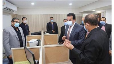 وزير التعليم العالي يتفقد مقر الوزارة بمدينة نصر
