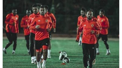 تدريبات بدنية للاعبي الأهلي استعدادًا لمواجهة الوداد
