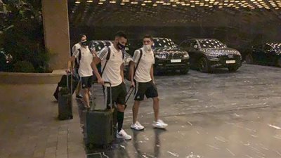 وصول بعثة بيراميدز لفندق الإقامة في كازبلانكا  برفقة بعثة الزمالك | صور