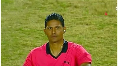 وليد عبد العزيز حكما للقاء مصر المقاصة وسموحة