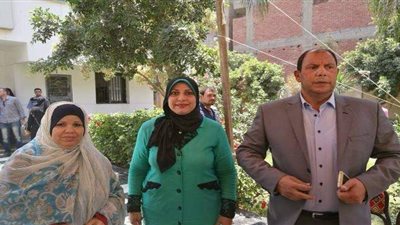 مدير تنظيم الأسرة بالقليوبية تقدم جوائز ترويجية للسيدات