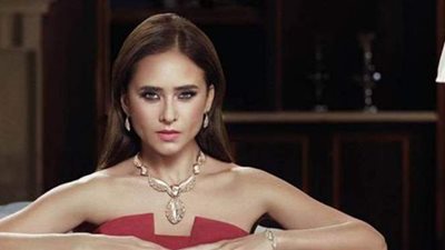 نيللي كريم: أمي كانت بتتخانق معايا بكلام روسي جارح.. وكنت بزوغ من المدرسة في روسيا