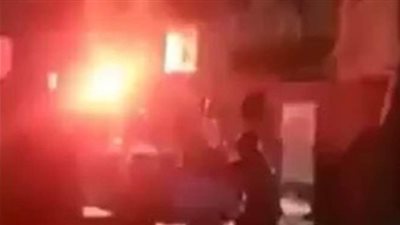 لحظة اندلاع حريق هائل داخل مول تجاري في حلوان | فيديو