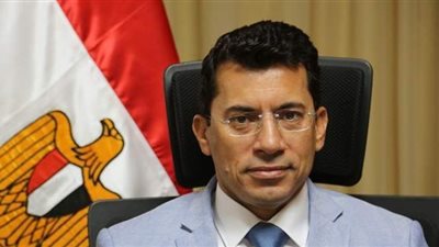 اليوم وزير الرياضة يجتمع مع مسئولي اتحاد  الكرة والأجهزة الفنية للمنتخبات