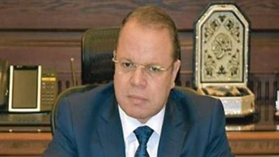 عرض المتهمين بسرقة وقتل 