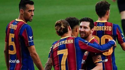 ميسي وفاتي في الهجوم.. تشكيل برشلونة المتوقع للقاء خيتافي