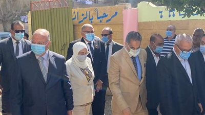 انتظام الدراسة بالبساتين ودار السلام دون مشكلات  | صور