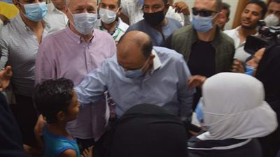 وزير التنمية المحلية ومحافظ الأقصر يتفقدان وحدة طب الأسرة | صور