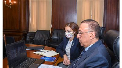 محافظ الإسكندرية يلتقي عمدة باڤوس لتفعيل خط الطيران المباشر بين المدينتين