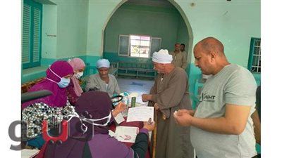 فريق الرعاية الأساسية يتفقد المبادرة الرئاسية بقنا | صور