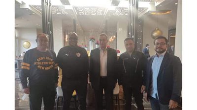 السفير المصري يزور بعثة الزمالك قبل مواجهة الرجاء بالدار البيضاء