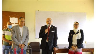 رئيس جامعة الأقصر يتابع بدء  أول أيام الدراسة بالكليات |صور