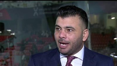 عماد متعب يدعم لاعبي الأهلي قبل لقاء الوداد 