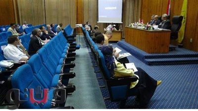 رئيس جامعة المنيا يشدد على ضرورة اتباع الإجراءات الاحترازية ضد كورونا