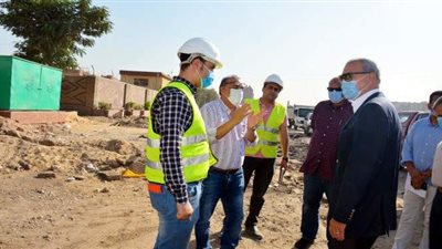 جولة لمحافظ القليوبية بمدينة شبرا الخيمة لمتابعة منظومة النظافة