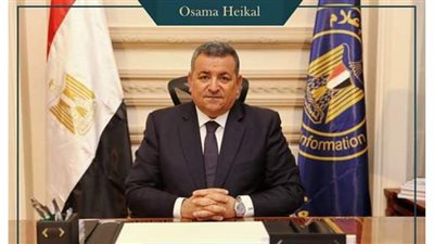 في سابقة فريدة.. وزير الإعلام يشكو من حملات إعلامية تهاجمه