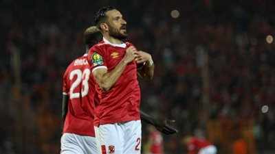 علي معلول يسجل الهدف الثاني للأهلي في مرمى الوداد